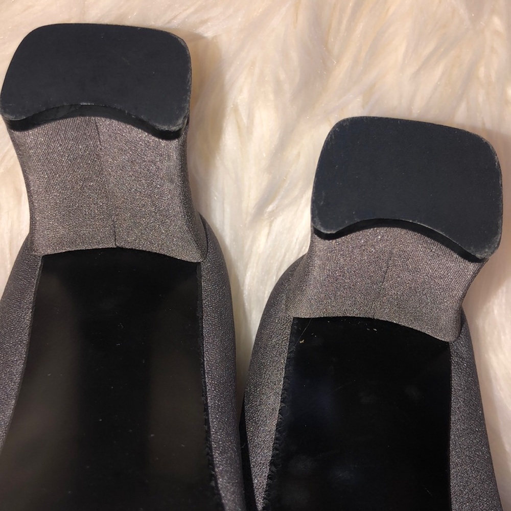 Stuart Weizman. Authentic. In Good Condition. - image 6